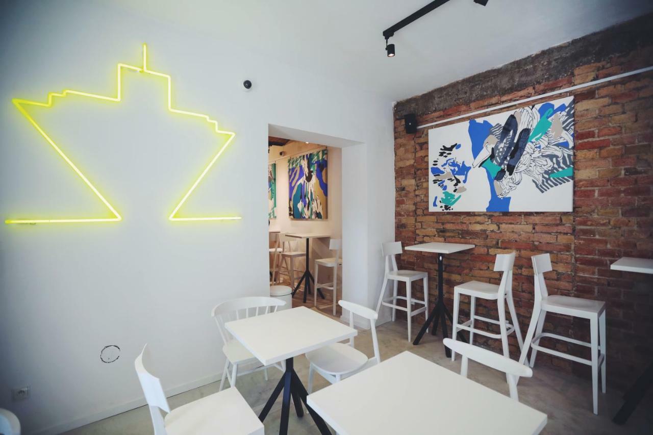 Street Food Possonium Apartments Bratislava Exterior photo